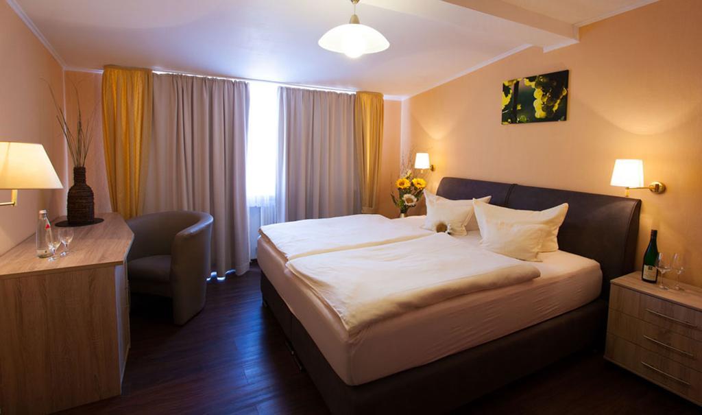 Weinhotel Sonnenschein Ernst Room photo